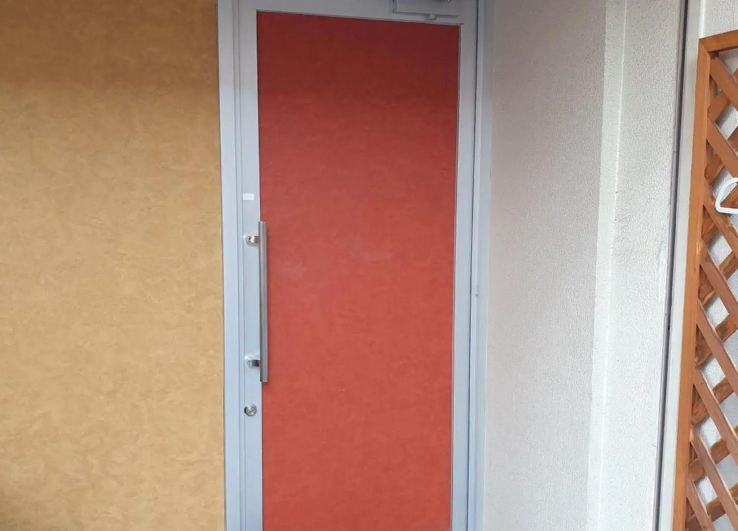 Apartment Private House Yoursとなり Osaka Japan